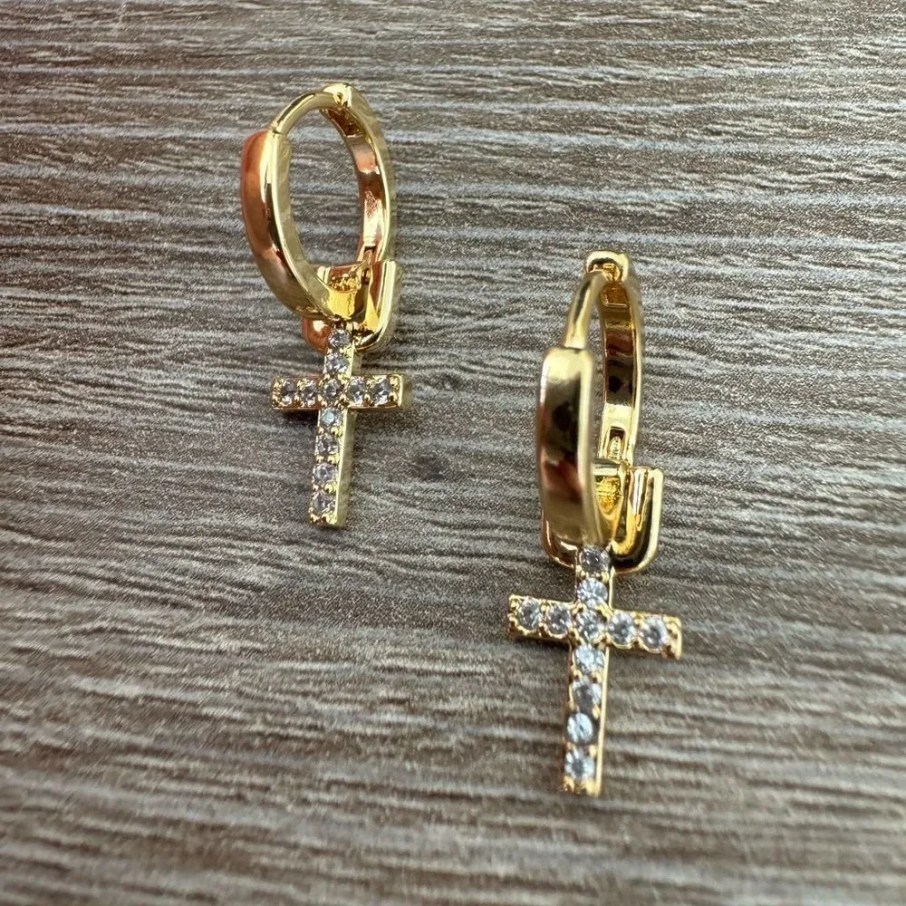 Cross hoop earrings N647